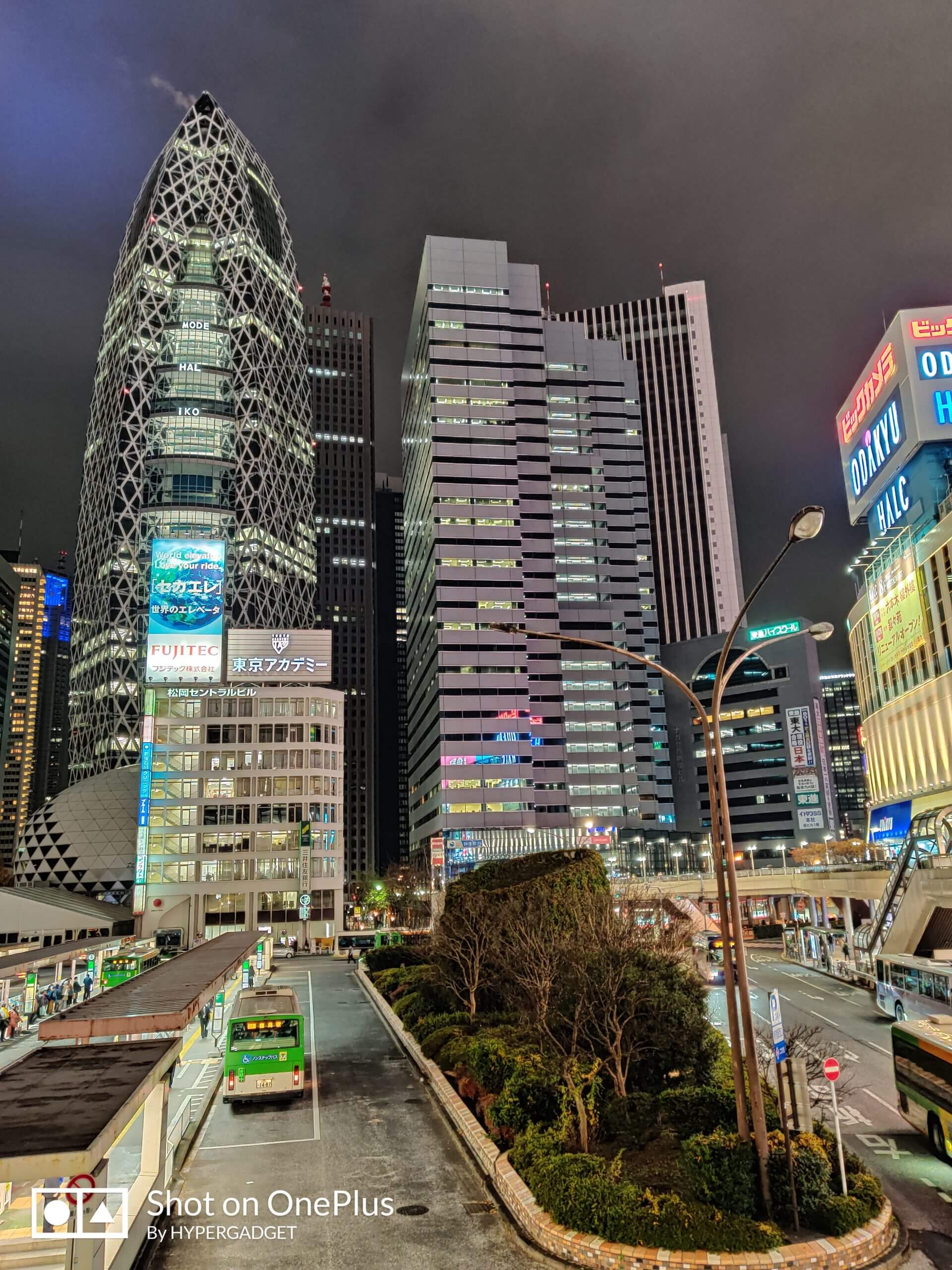 Oneplus 7tとxiaomi Mi Note 10の夜景モードを比較 画質で選ぶ か 画像で選ぶ か ハイパーガジェット通信